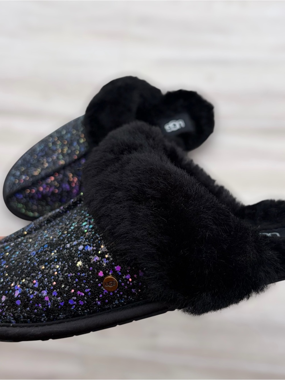 UGG Scuffette II Cosmos Slippers — Black Glitter, Size 8 — Like New!
